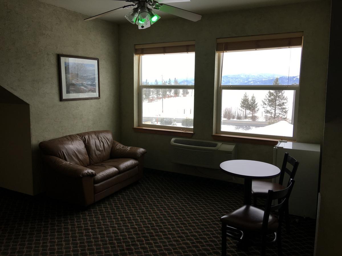 Boulder Creek Inn Donnelly Exterior foto
